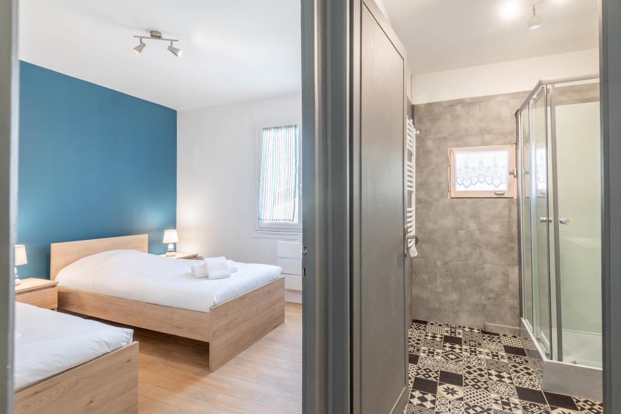 Ideally Located Furnished Townhouse With 3 Bedrooms Parking & Garden アヌシー エクステリア 写真